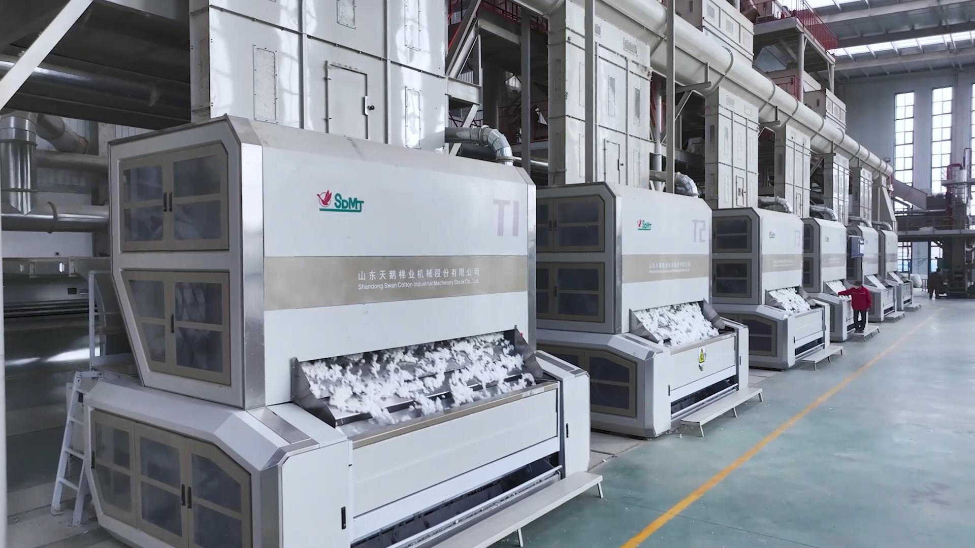 Аппарат для отделения волокна от семян